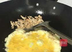 鸡蛋瘦肉炒饭的做法图解5