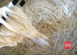 家庭简易版凉拌面的做法图解1