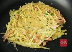 土豆丝鸡蛋饼的做法图解8
