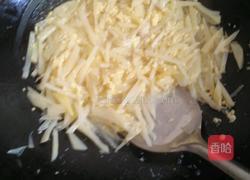 土豆炒蛋的做法图解5
