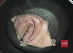 猪肚玉米茶树菇汤的做法图解5