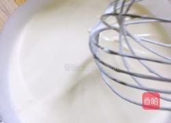 小黄人慕丝蛋糕的做法图解13