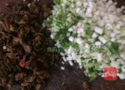 泡菜乱刀肉的做法图解4