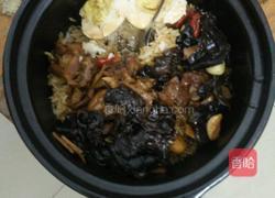 鸡腿木耳煲仔饭的做法图解3