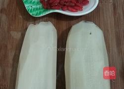 莲藕排骨汤的做法图解2