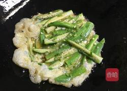 秋葵炒鸡蛋的做法图解9