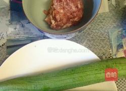 丝瓜塞肉的做法图解1