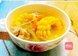胡萝卜玉米排骨汤的做法图解6