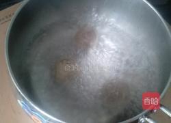 牛肉丸子汤的做法图解2