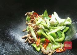 酸辣青椒肉丝的做法图解9