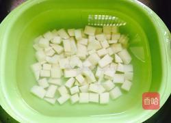 葱烧土豆的做法图解1