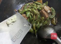 东北排骨炖豆角的做法图解6