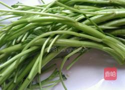 家常炒空心菜梗的做法图解1