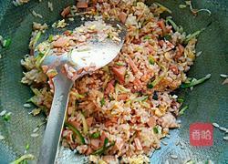 番茄酱炒饭的做法图解6