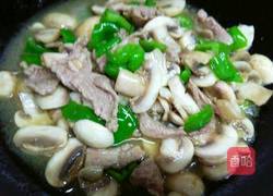 蘑菇炒肉的做法图解7