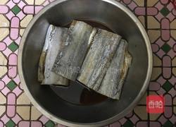 干炸带鱼的做法图解1