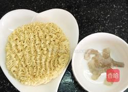 蚝油捞面的做法图解1