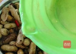 水煮五香花生的做法图解3
