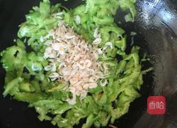 苦瓜炒虾米的做法图解8
