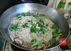 香菇肉丝面的做法图解8