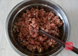 青椒馅饺子的做法图解1