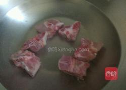 菜脯莲藕煲排骨的做法图解3
