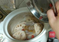 菜脯莲藕煲排骨的做法图解7