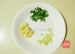 红烧圣女果鹌鹑蛋的做法图解2
