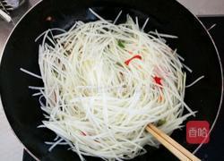 酸辣洋葱土豆丝的做法图解5