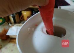 鲜榨西瓜雪梨汁的做法图解5