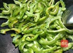 凉瓜炒鱼罐头的做法图解6