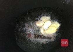 黄豆焖猪尾巴排骨的做法图解5