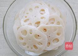 凉拌麻辣藕片的做法图解3