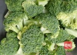西红柿炒西兰花的做法图解2