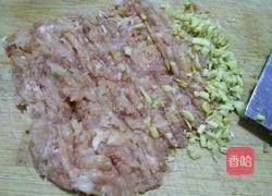 猪肉饺子馅的做法图解2