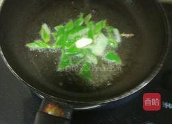 香干炒芹菜的做法图解3