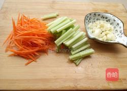 芹菜炒香干的做法图解2
