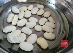 椰汁芸豆鸡汤的做法图解3