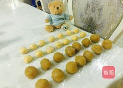蛋黄莲蓉月饼的做法图解5