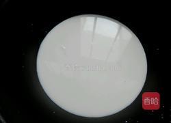 椰丝牛奶小方块的做法图解2