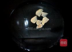 芥菜咸蛋汤的做法图解3