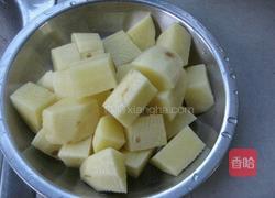 土豆炒鸡的做法图解2