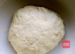 韭菜鸡蛋馅儿饼的做法图解1