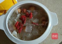 燕窝银耳莲子羹的做法图解7