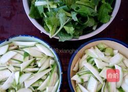 小白菜抄丝瓜的做法图解2