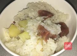 腊肠土豆饭的做法图解3