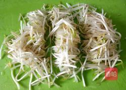 绿豆芽蛋炒饭的做法图解2