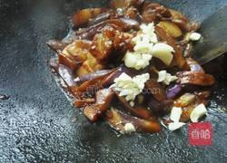 茄子红烧肉的做法图解9