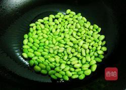 丝瓜毛豆鹌鹑蛋的做法图解3