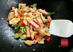 午餐肉炒蛋的做法图解9